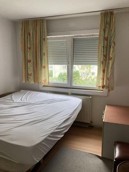 Apartament cu 3 camere semidecomandat în Mănăștur