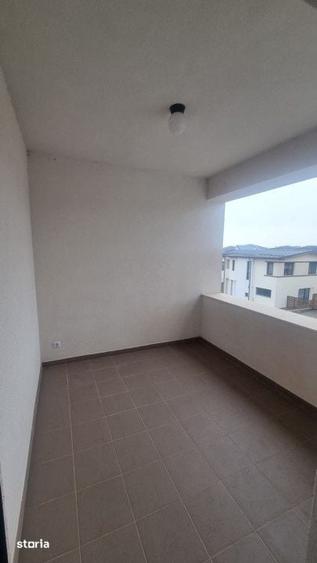 Casă cu 4 camere cu Teren 445 Mp în Central