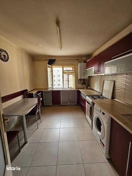 Apartament cu 3 camere decomandat în Mărăști