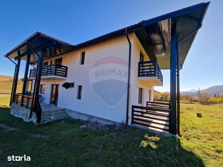 Casa / Vila cu 8 camere de vanzare in zona Balaur - 6