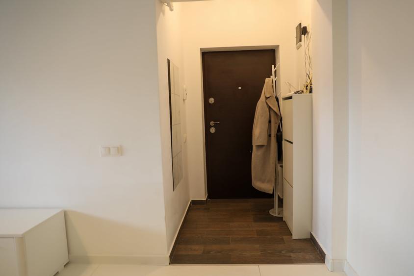 Apartament cu 2 camere semidecomandat în Păcii