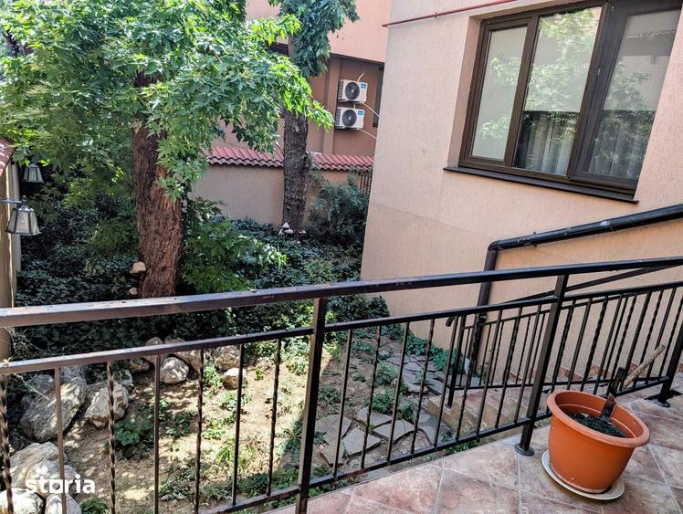 Apartament cu 3 camere decomandat în Dămăroaia