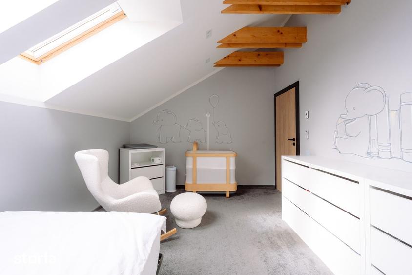 Apartament cu 4 camere în Unirii