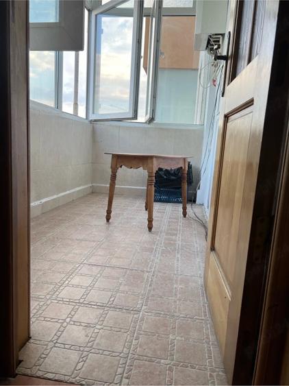 Apartament cu 2 camere decomandat în Micro 12