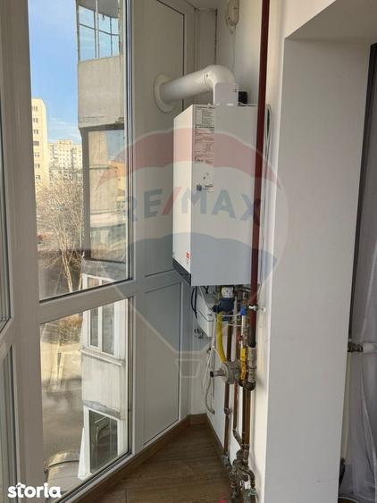 Apartament cu 3 camere, mobilat în Craiovița Nouă