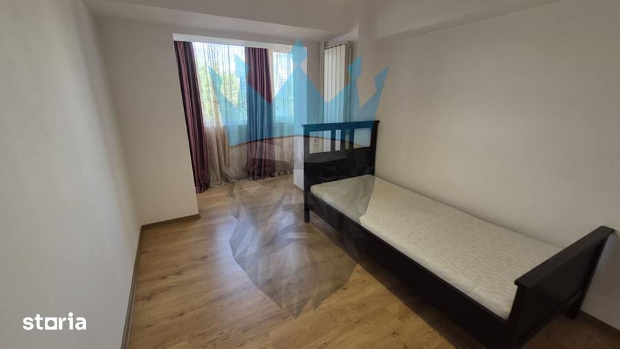 Apartament cu 4 camere în Centrul Civic
