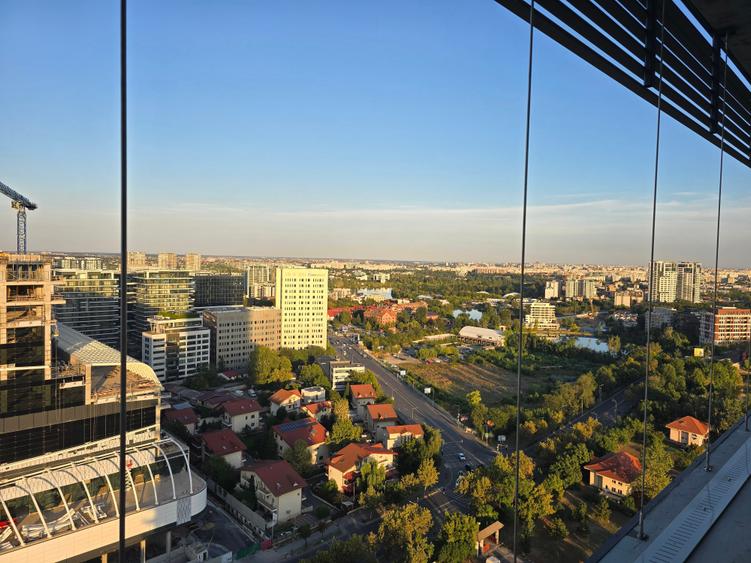 Apartament cu 2 camere semidecomandat în Floreasca