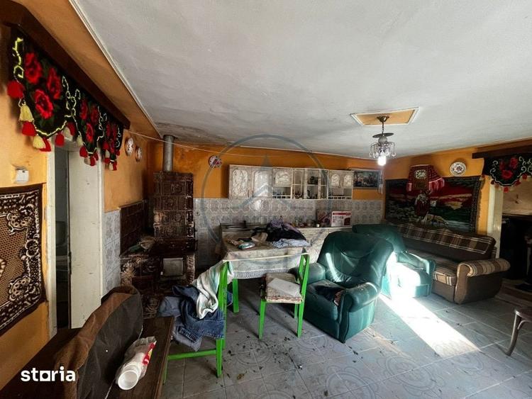 Casă cu 4 camere cu Teren 2700 Mp în Dumitrița