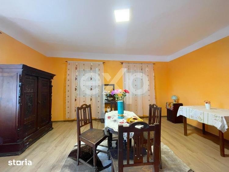 Casă cu 3 camere cu Teren 2993 Mp în Central