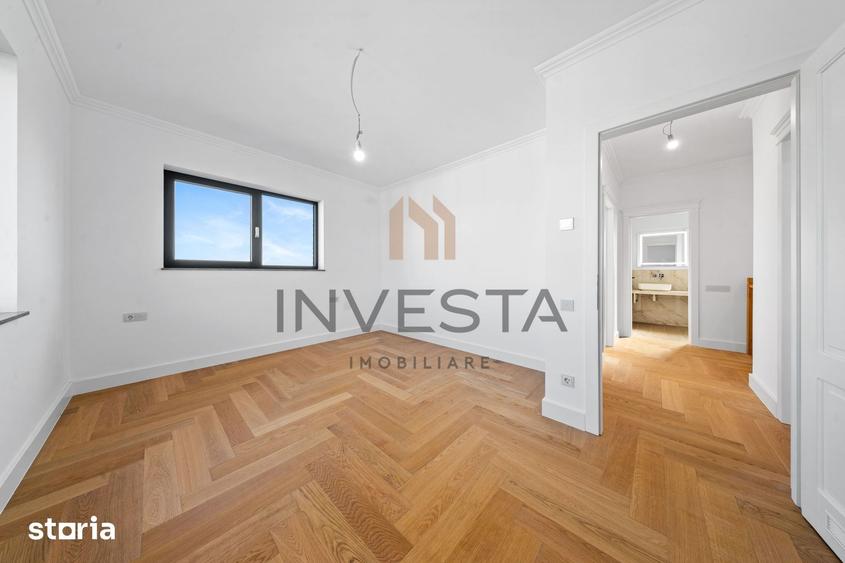 Casă cu 8 camere cu Teren 677 Mp în Borhanci