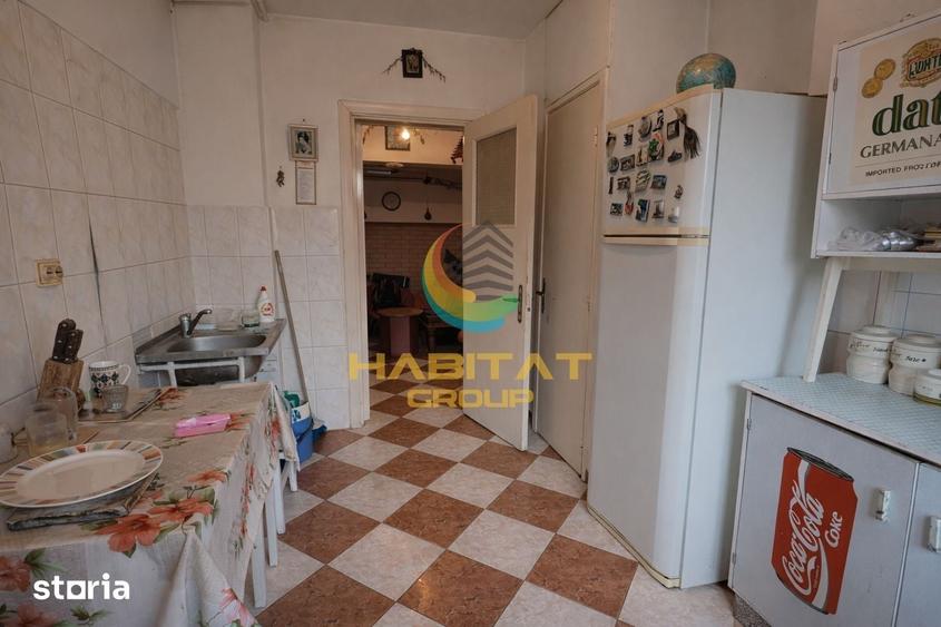 Apartament cu 3 camere decomandat în Berceni