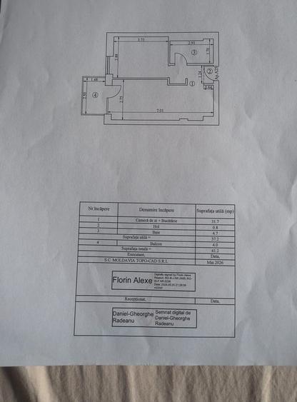 Apartament cu 2 camere decomandat în Baza 3
