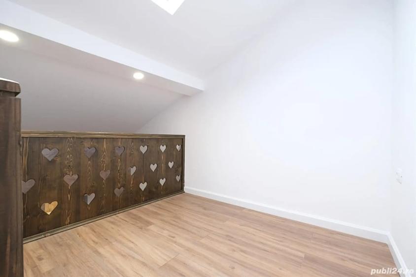Apartament cu 3 camere decomandat, mobilat în Central