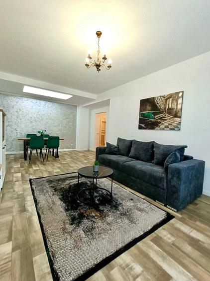Apartament cu 2 camere decomandat în Sisești