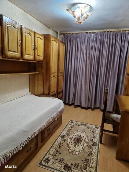 Apartament cu 3 camere semidecomandat, mobilat în 13 Septembrie
