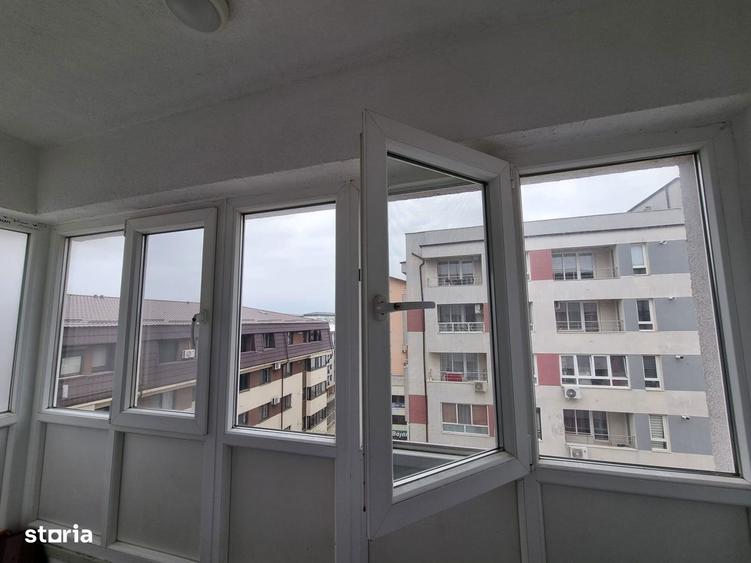Apartament cu 3 camere decomandat în Chiajna