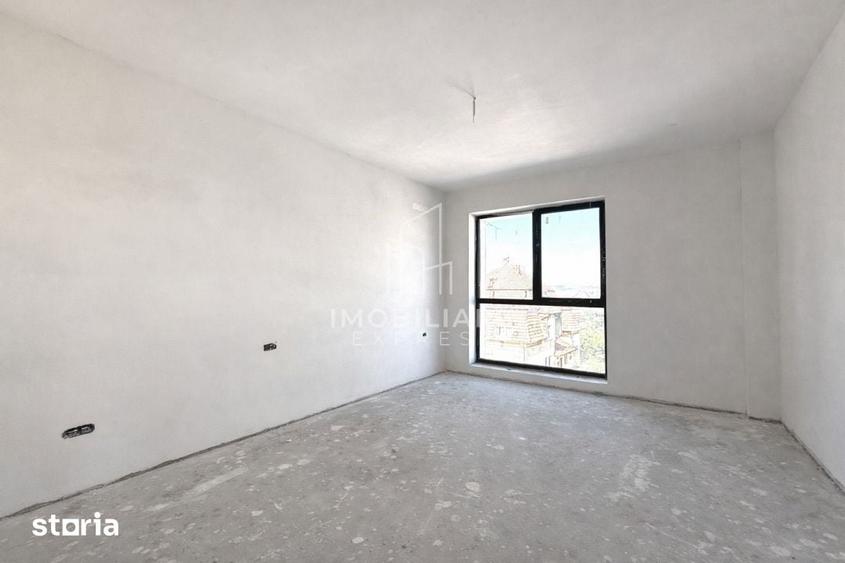 Apartament cu 3 camere în Andrei Mureșanu