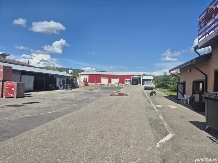 Spațiu comercial, de 600 mp, în Moreni