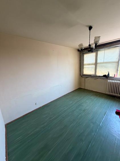 Apartament cu 2 camere semidecomandat în Vitan