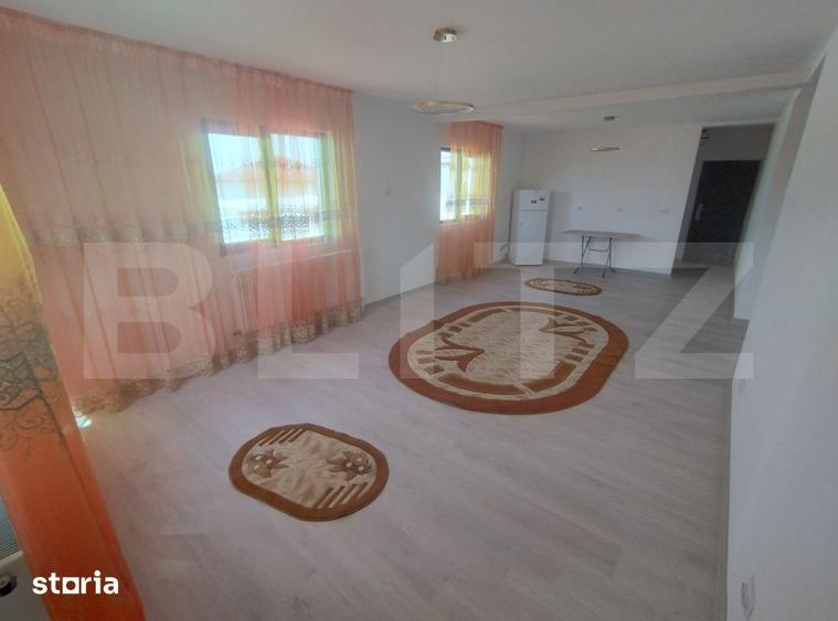 Casă cu 3 camere cu Teren 333 Mp în Șimnicu de Sus