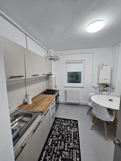 Apartament cu 2 camere decomandat în Răcădău
