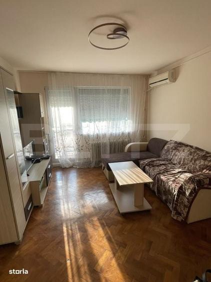 Apartament cu 3 camere semidecomandat în Tipografilor