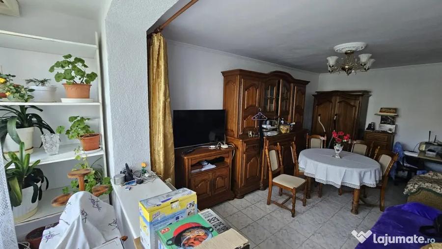 Apartament cu 2 camere decomandat în Ultracentral