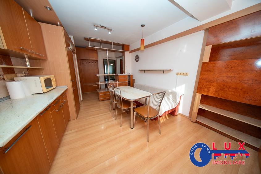Apartament cu 2 camere decomandat în Babadag