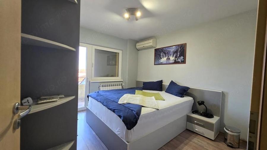 Apartament cu 4 camere decomandat în Complex Studențesc