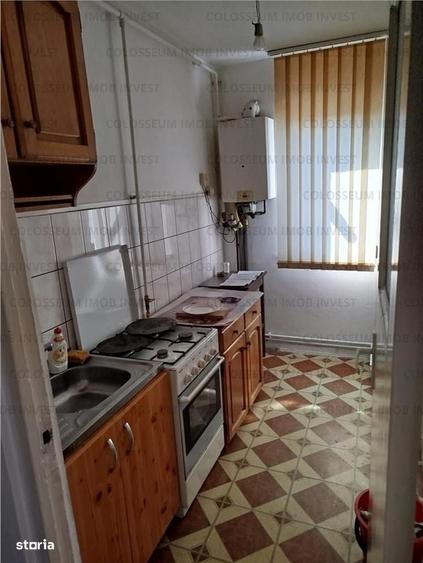 Apartament cu 2 camere semidecomandat în Gemenii
