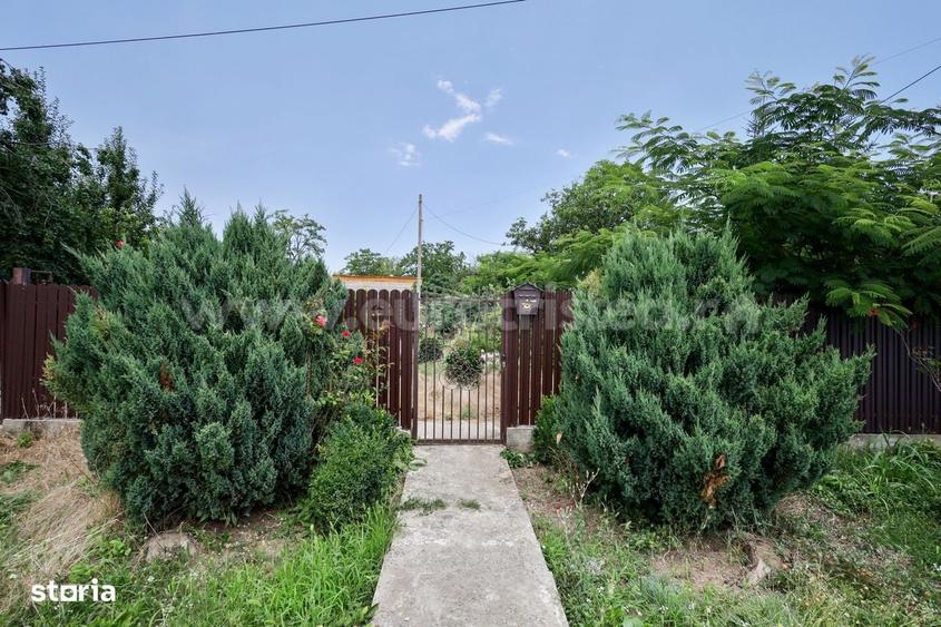 Casă cu 2 camere în Pecineaga
