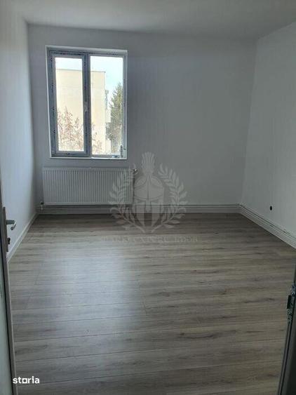 Apartament cu 2 camere decomandat în Sud