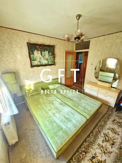 Apartament cu 4 camere decomandat în Sud