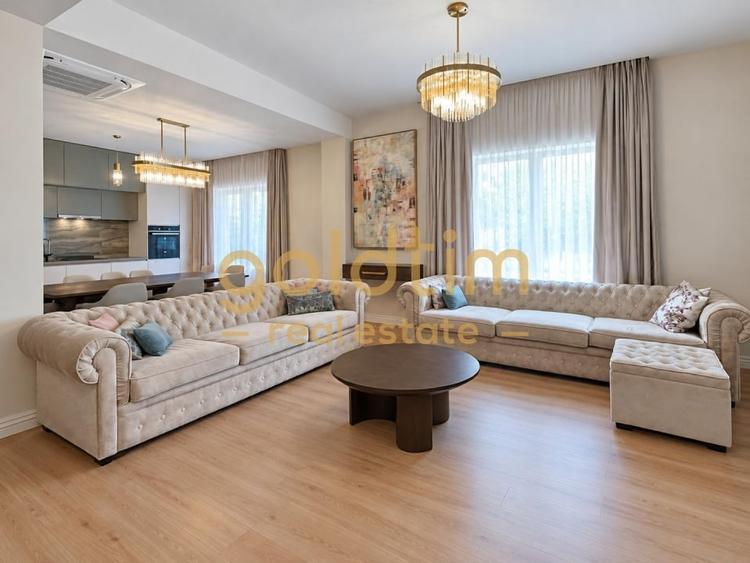 Duplex cu 5 camere cu Canalizare în Corbeanca