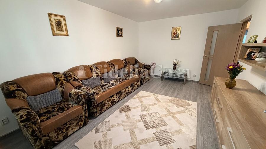 Apartament cu 3 camere în Dacia