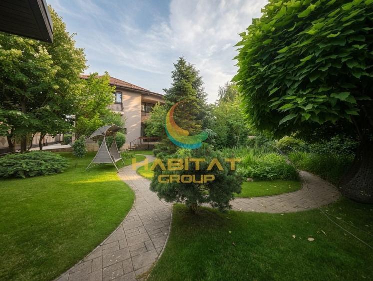 Casă individuală cu 8 camere cu Piscina în Central