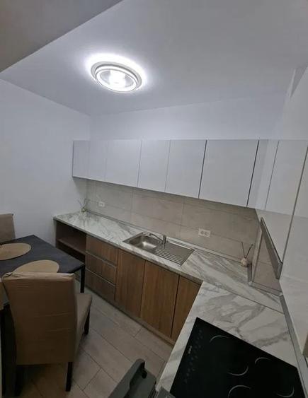 Garsonieră decomandată, mobilată în Lujerului