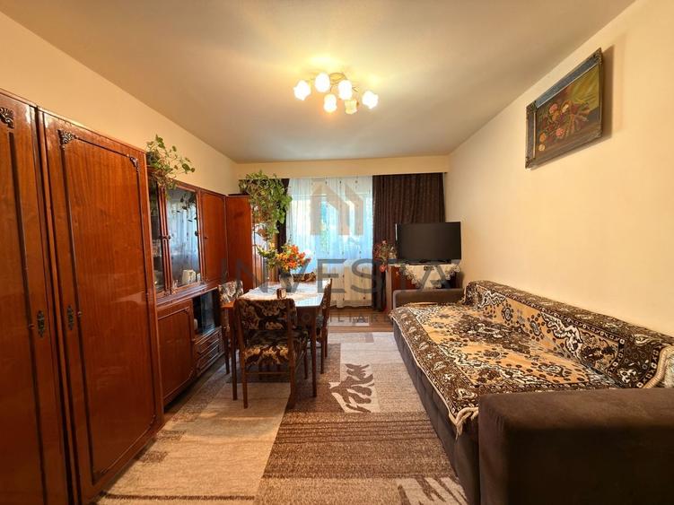 Apartament cu 2 camere decomandat, mobilat în Plopilor