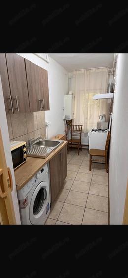 Garsonieră decomandată în Central