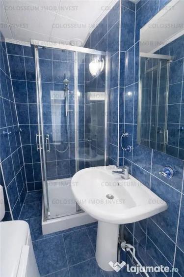Apartament cu 3 camere decomandat în Calea București