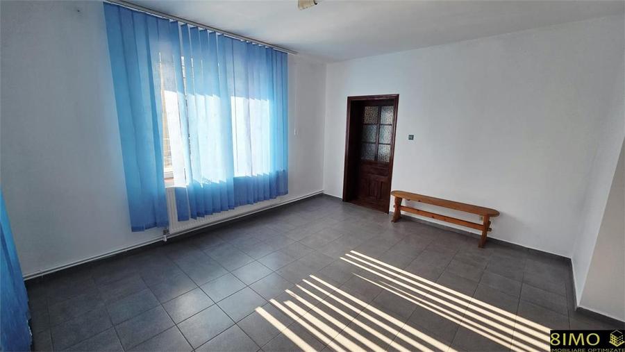 Birou, de 100 mp, în Burdujeni
