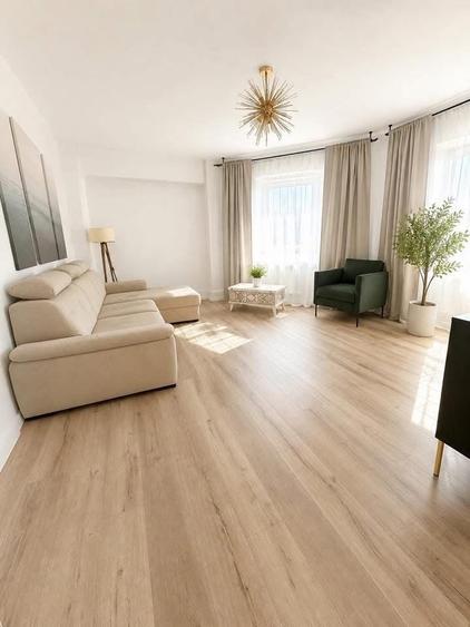 2 Camere 60mp Zona Faleză Nord Vedere la Mare și Lac Renovat Total - 1