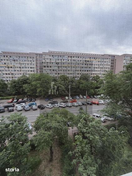 Garsonieră decomandată, mobilată în Dristor