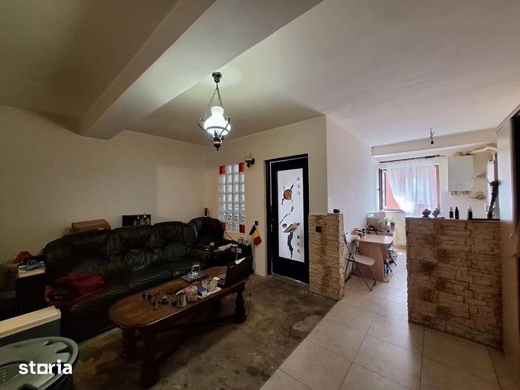 Apartament cu 2 camere semidecomandat în Florești — fotografia 2