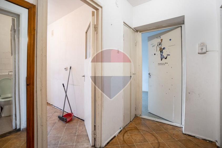 Apartament cu 2 camere decomandat în Central
