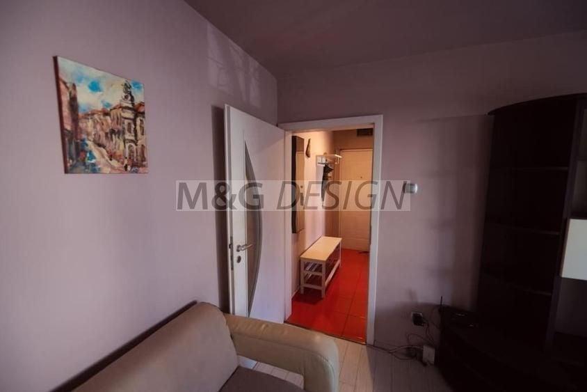 Apartament cu 2 camere semidecomandat în Complex Studențesc