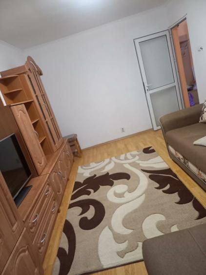 Dacia Scoala George Cosbuc apartament 2 camere decomandat 52 mp cu CT - 7