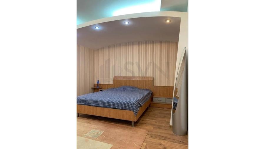 Casă individuală cu 5 camere cu Canalizare în 1 Mai