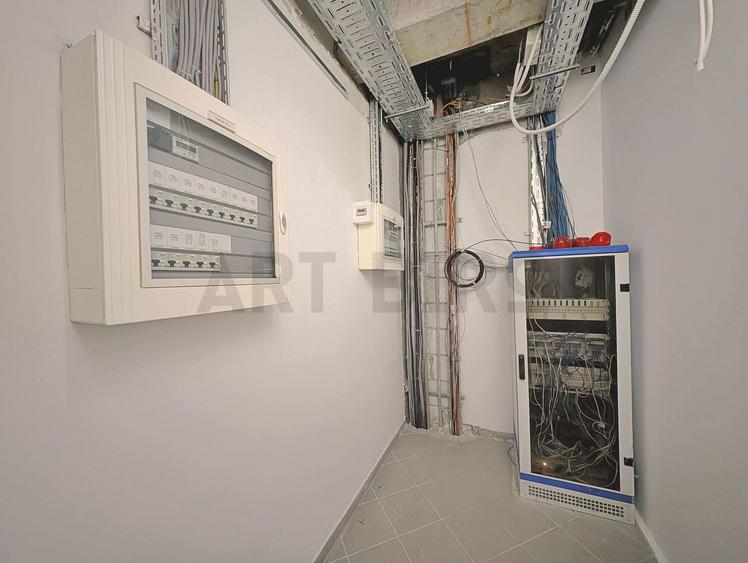 Birou, de 183 mp, în Gara de Nord