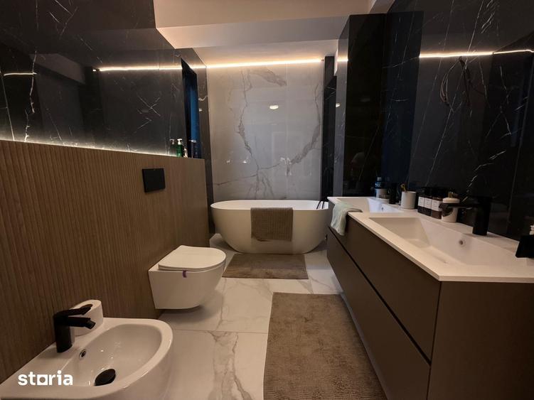 Casă cu 4 camere cu Teren 440 Mp în Șerbănești
